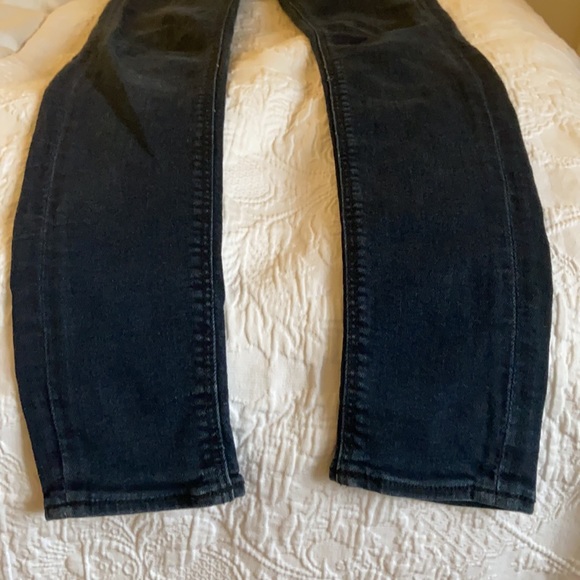 ZARA DARK WASH SKINNY JEANS - Picture 5 of 5
